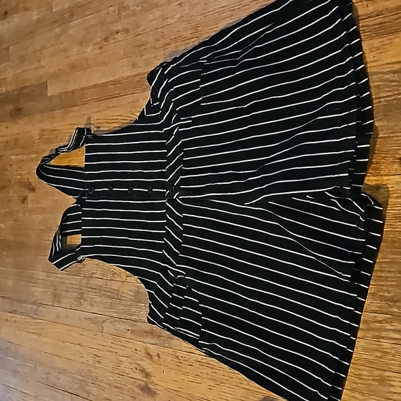 Hot Topic Pants - Striped shortalls